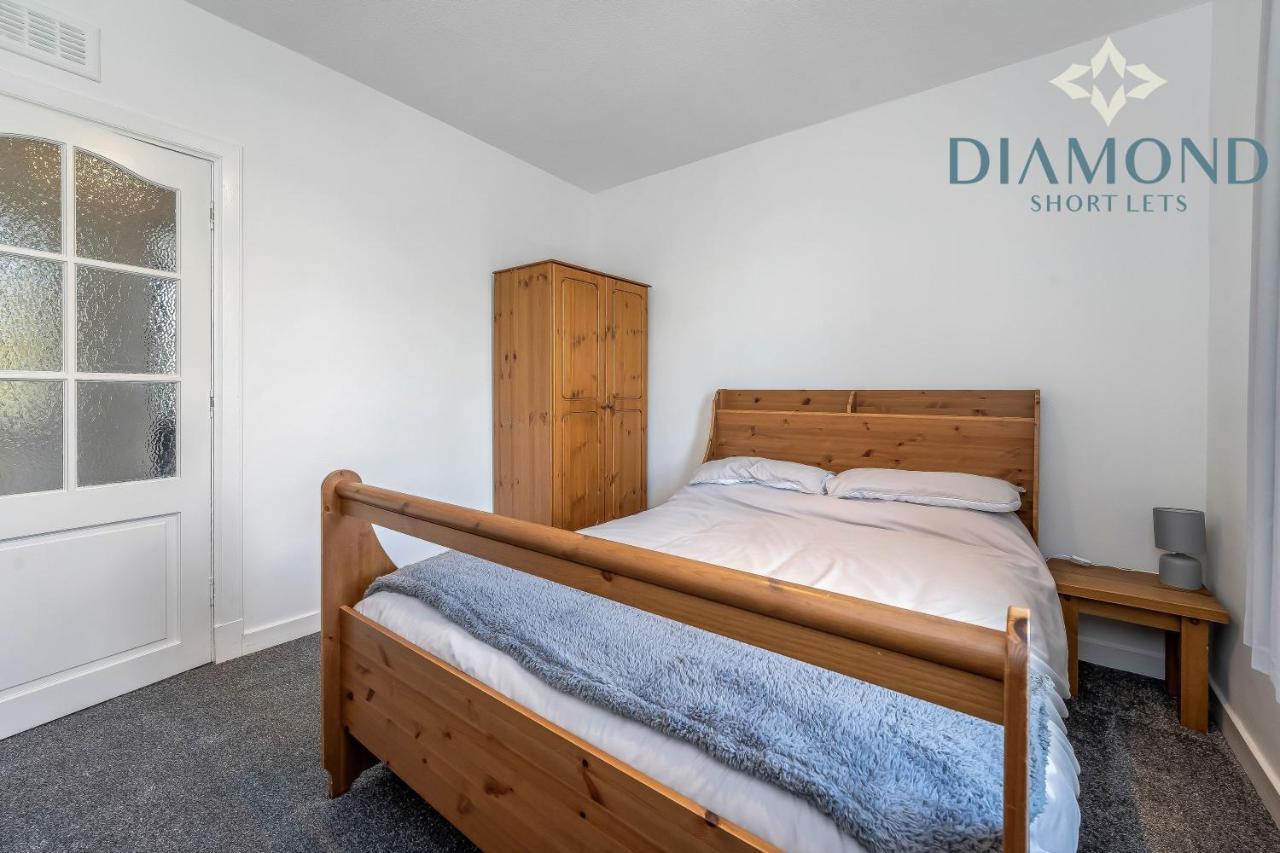 Cosy 2 Bed West End Free Parking Apartamento *